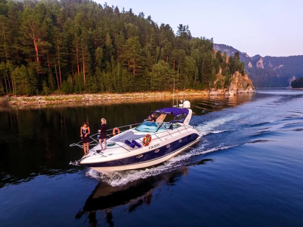 Экскурсия Прогулка на спортивном круизере Fairline 40 Targa. | Фото 1